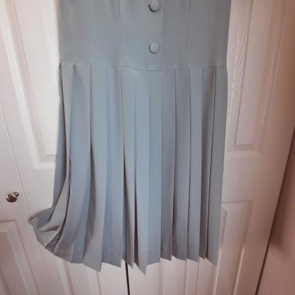 Talbots Petites Pleated Midi / Maxi Short-Sleeve Light Blue Dress Size 8P - Picture 3 of 4